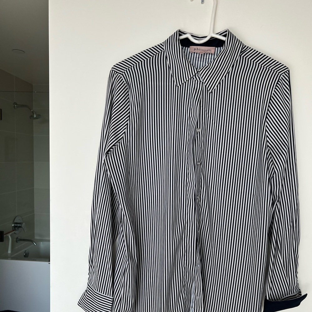 Long shirt that can also be worn as a shirt dress with tights